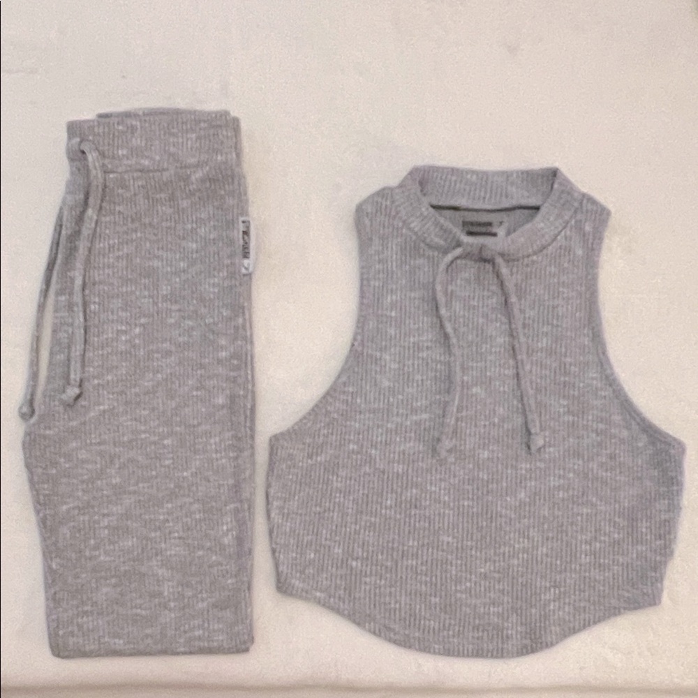 Gymshark Gray Jogger Set
